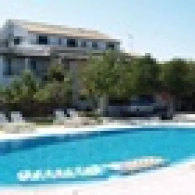 Отель Sailors Beach Apartments